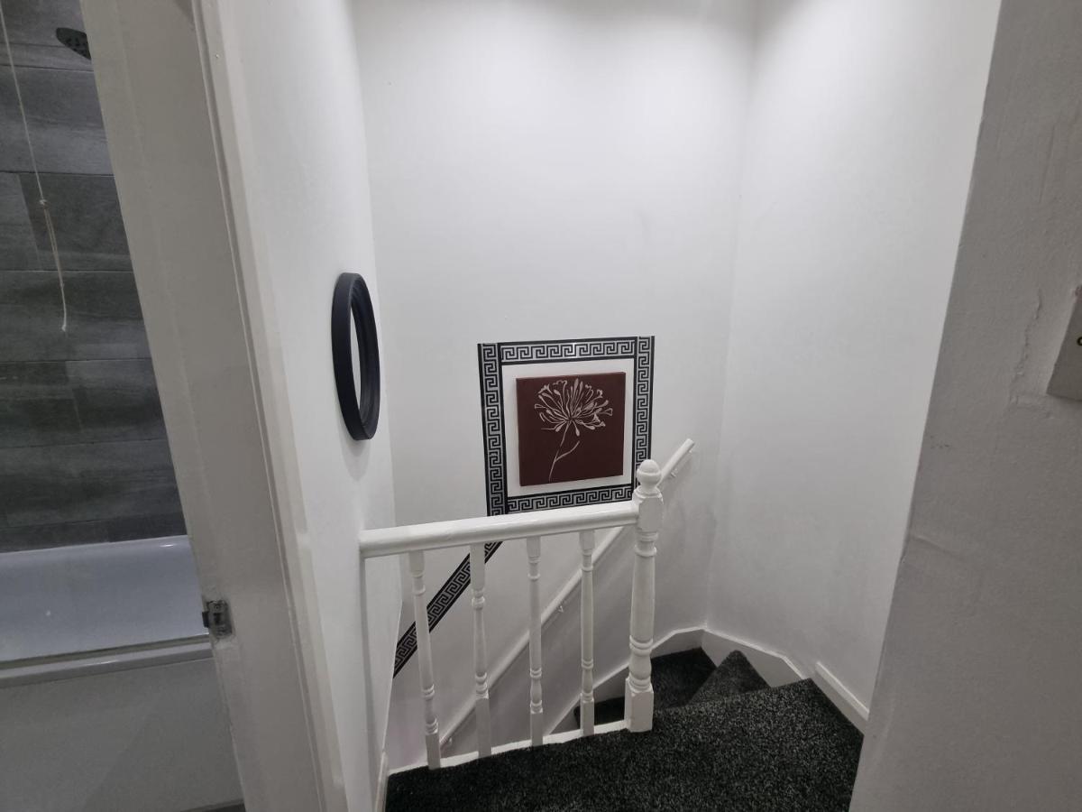 *A!S* Setup For Your Most Amazing Relaxed Stay + Free Parking + Free Fast Wifi * Leeds  Exteriör bild