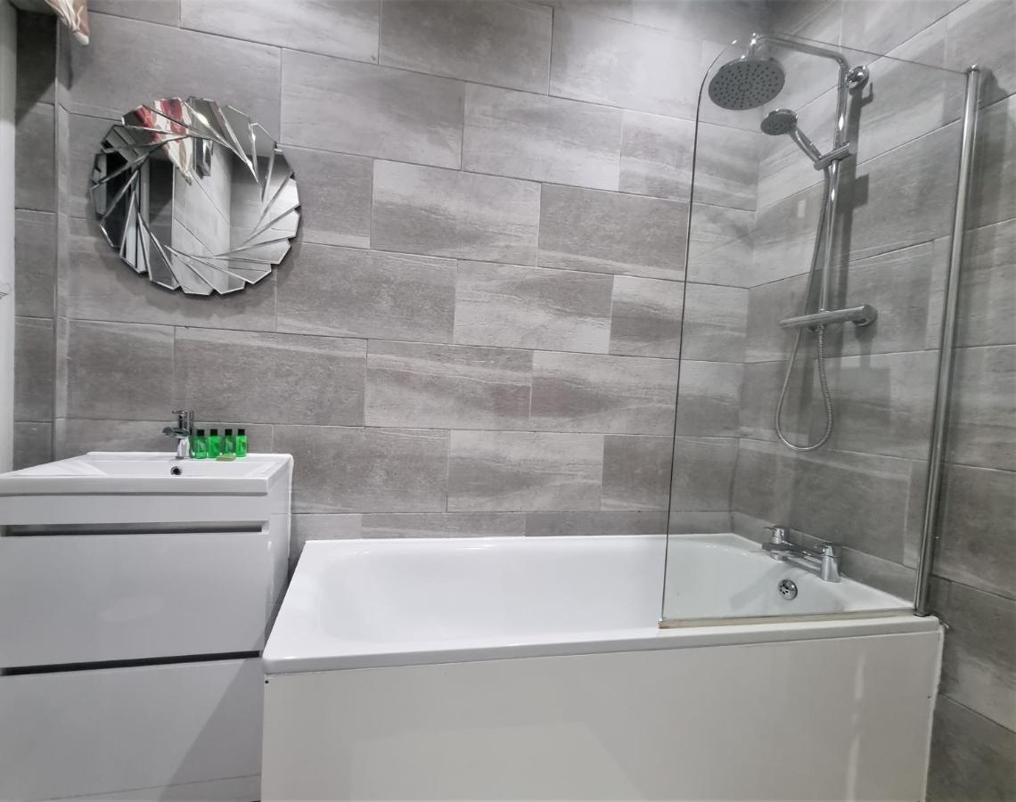 *A!S* Setup For Your Most Amazing Relaxed Stay + Free Parking + Free Fast Wifi * Leeds  Exteriör bild
